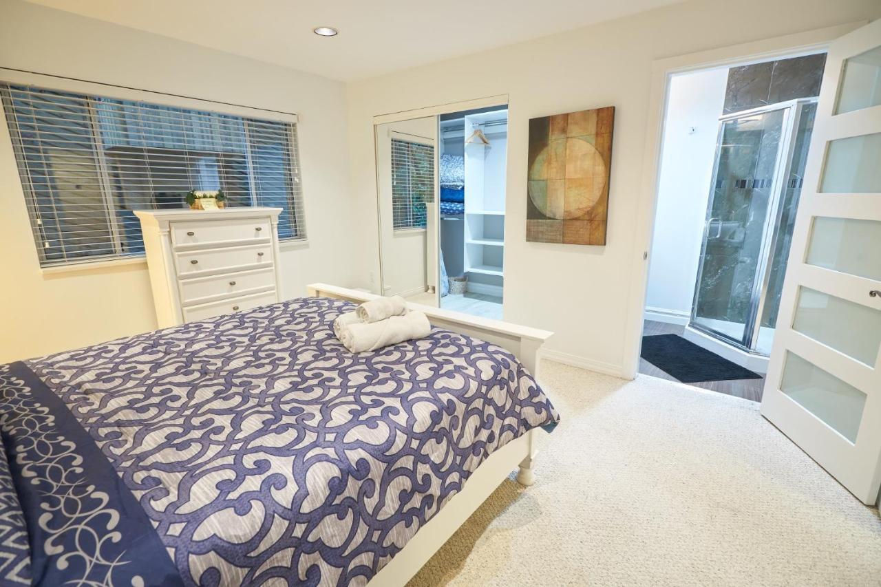 Beautiful Modern Suite North Vancouver Exterior photo